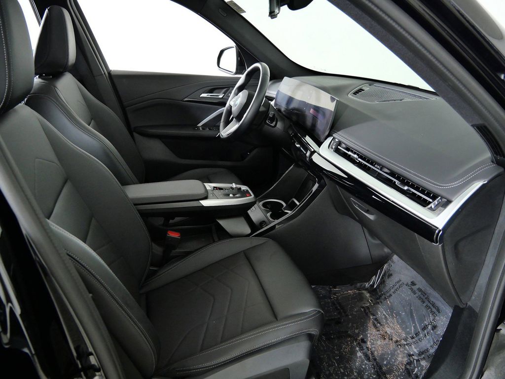 Thumbnail: 2025 BMW X1 - 24