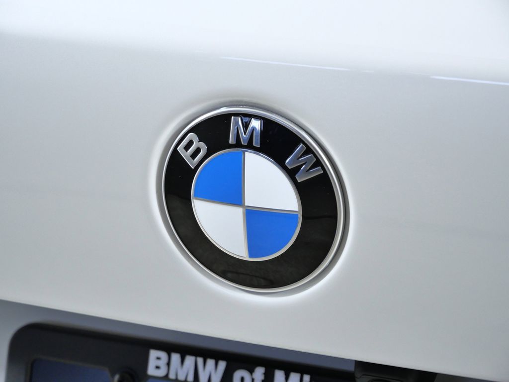 Thumbnail: 2026 BMW X5 - 11