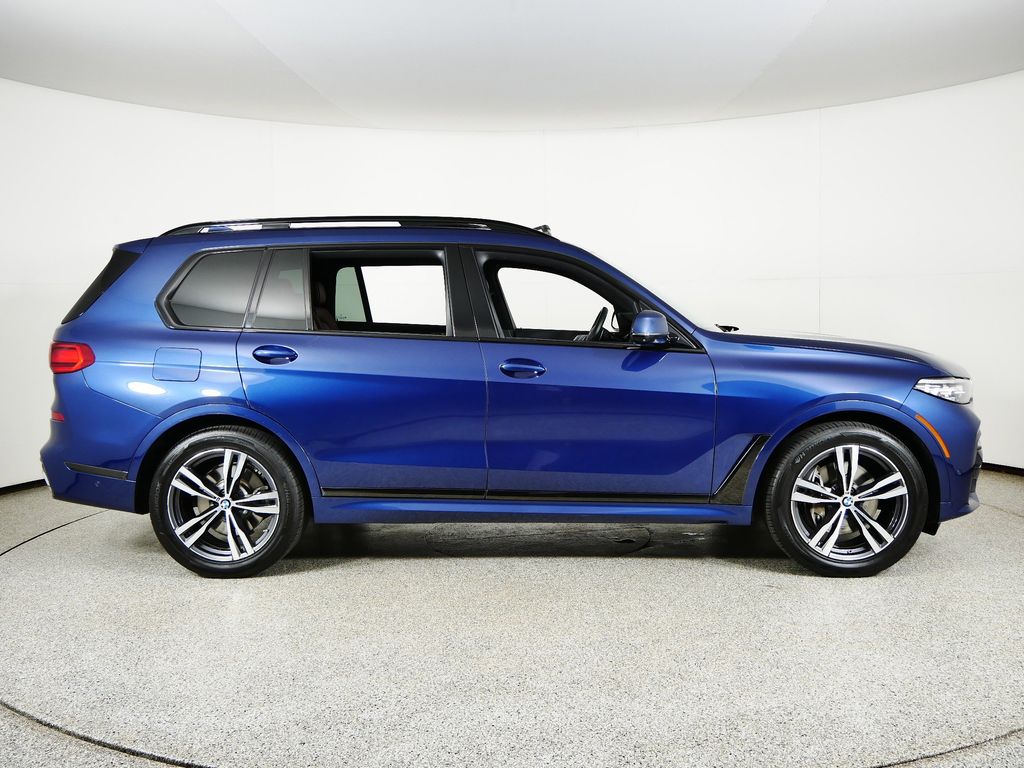 Thumbnail: 2021 BMW X7 - 8