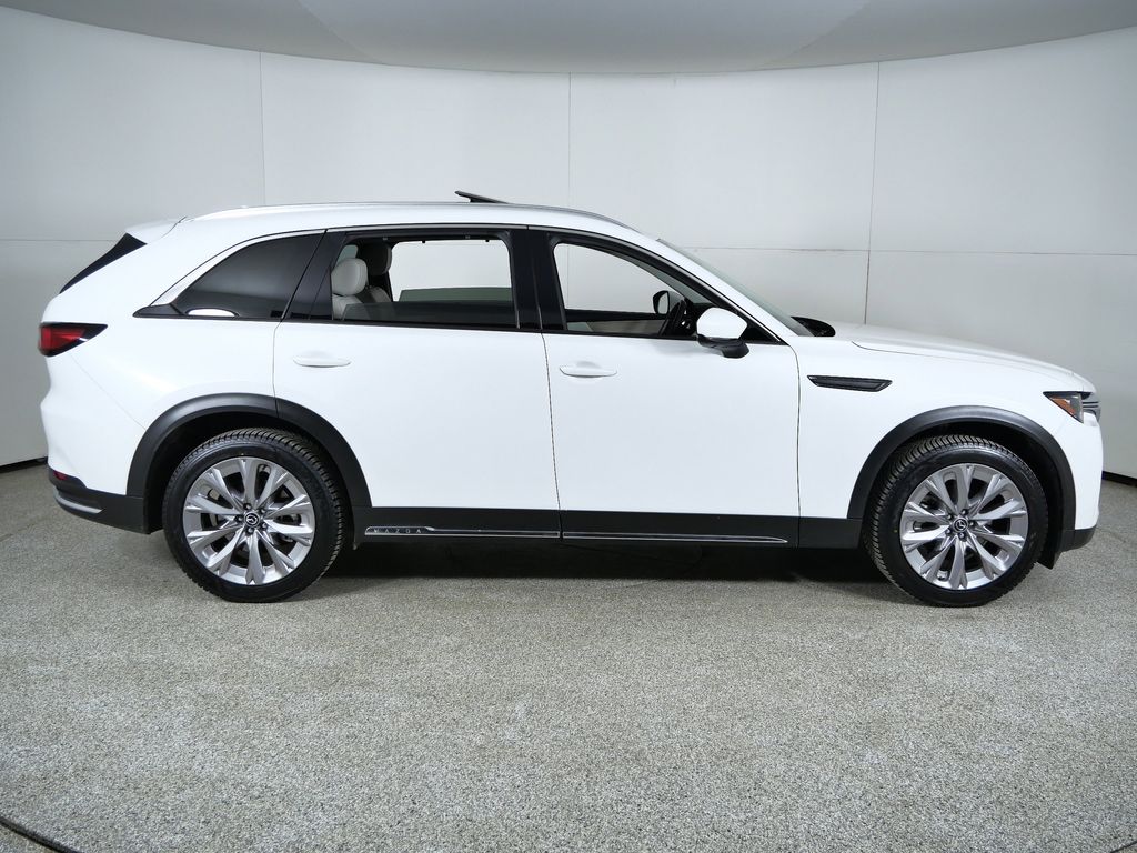 Thumbnail: 2024 Mazda CX-90 - 9