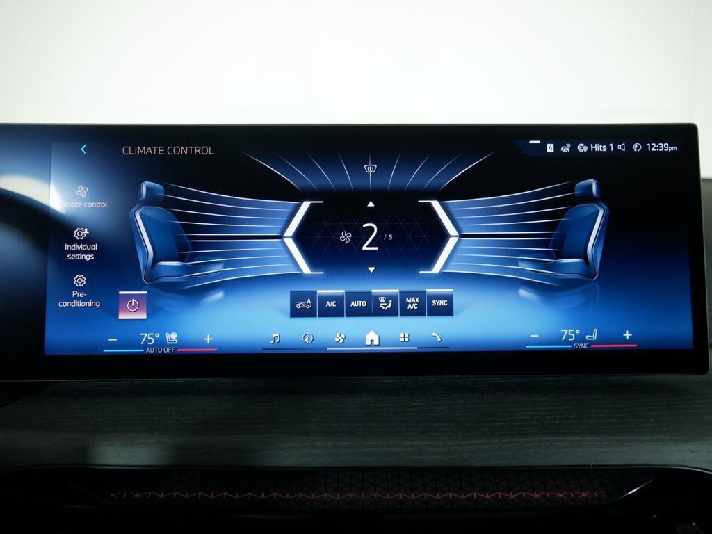 Thumbnail: 2025 BMW 3 Series - 45