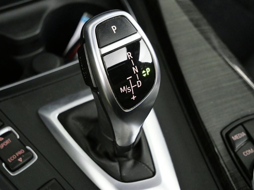 Thumbnail: 2017 BMW 4 Series - 45