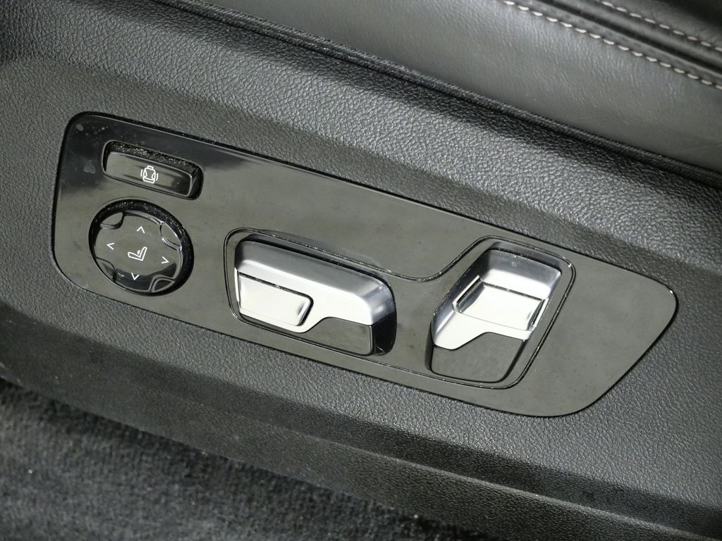 Thumbnail: 2024 BMW X7 - 45