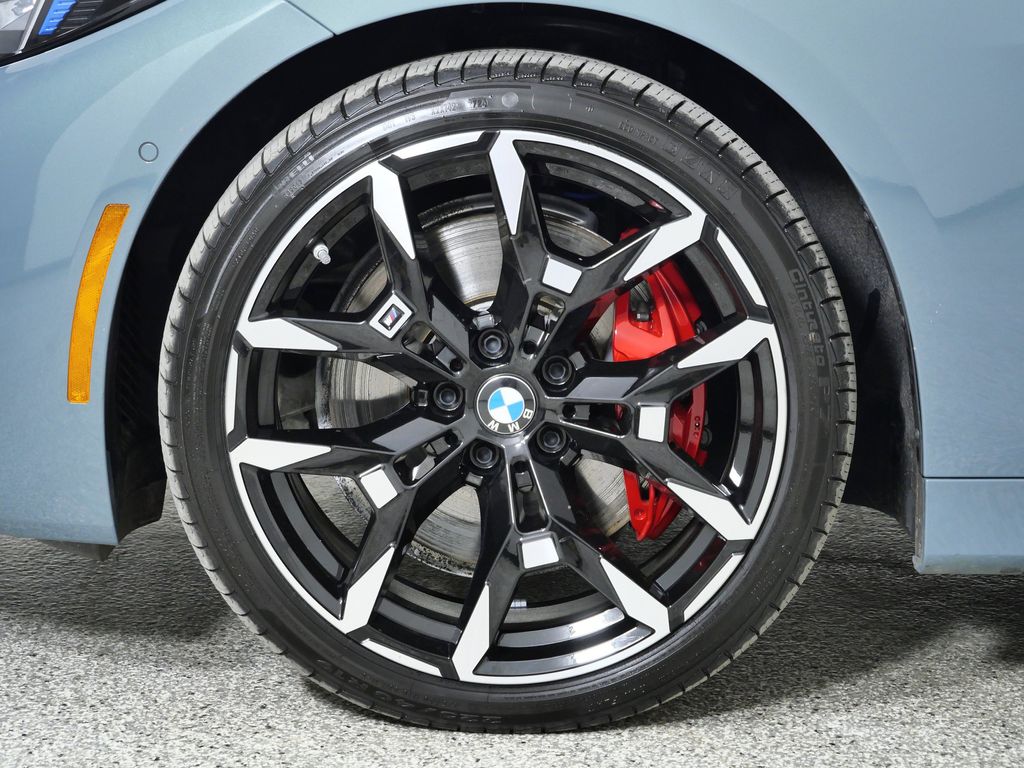 Thumbnail: 2025 BMW 4 Series - 21