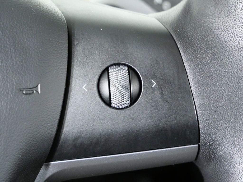 Thumbnail: 2022 Tesla Model Y - 41