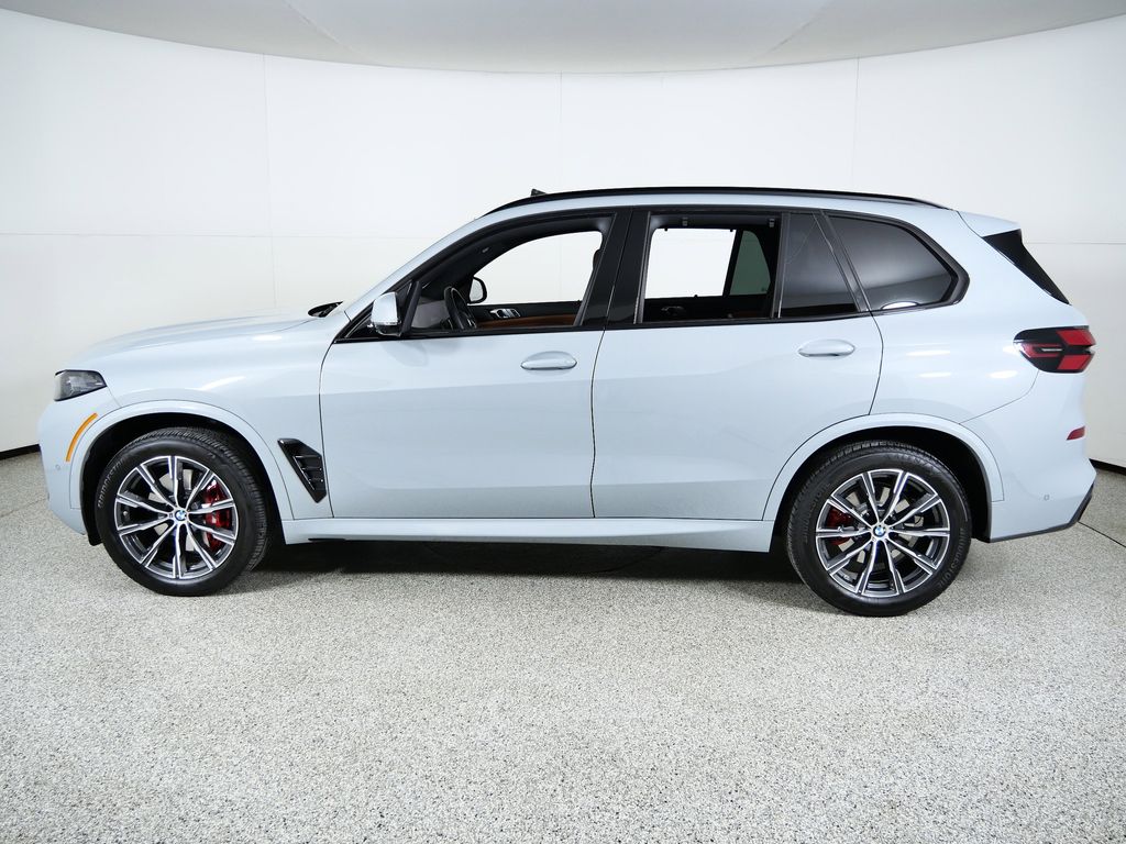 Thumbnail: 2024 BMW X5 - 18