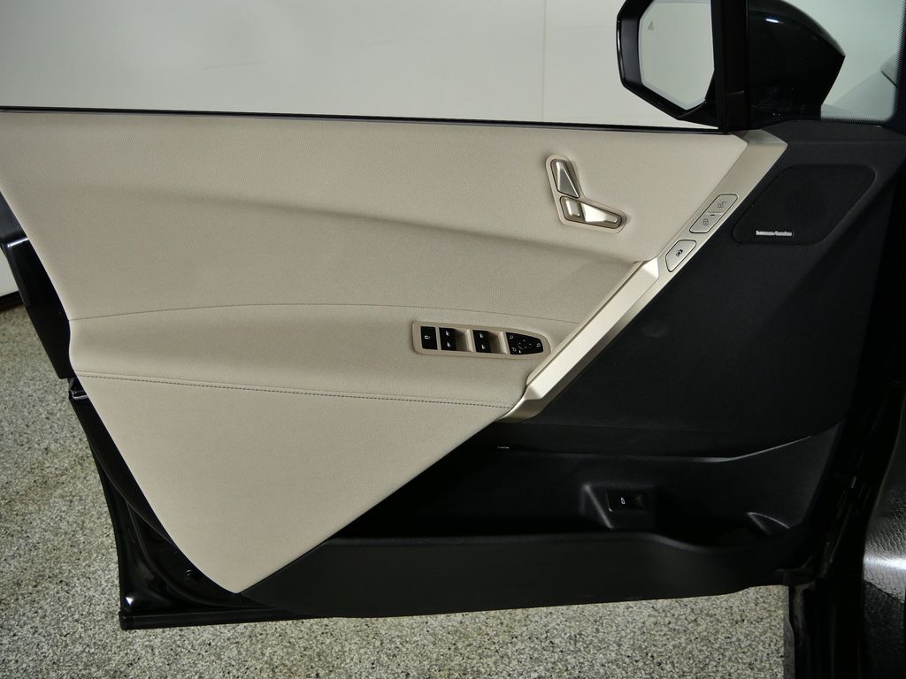 Thumbnail: 2025 BMW iX - 37