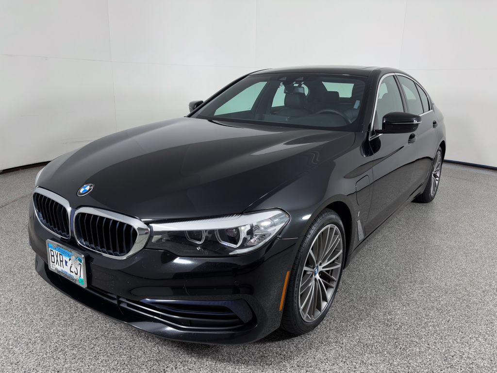 Thumbnail: 2019 BMW 5 Series - 1
