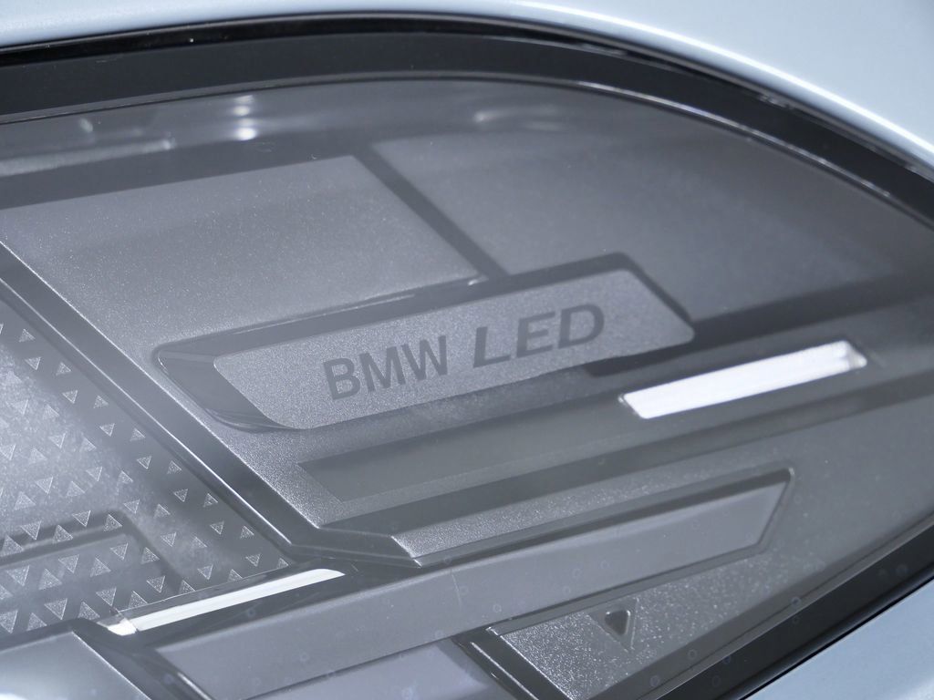 Thumbnail: 2026 BMW X6 - 6