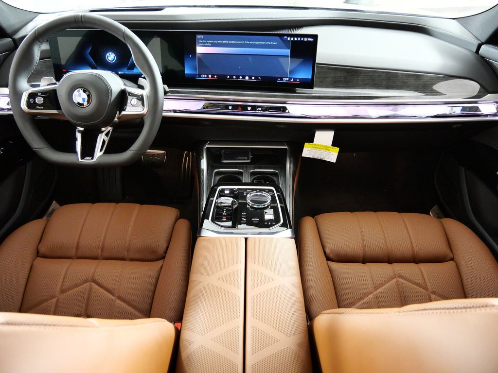 Thumbnail: 2026 BMW 7 Series - 5