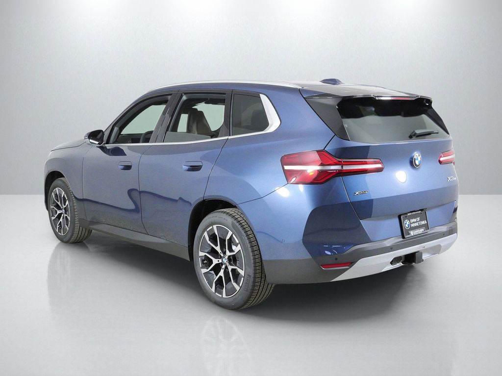Thumbnail: 2026 BMW X3 - 14