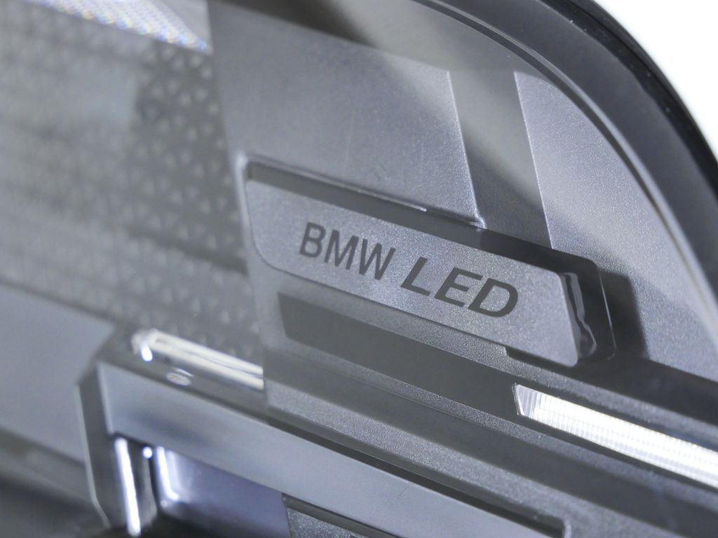 Thumbnail: 2026 BMW X5 - 4