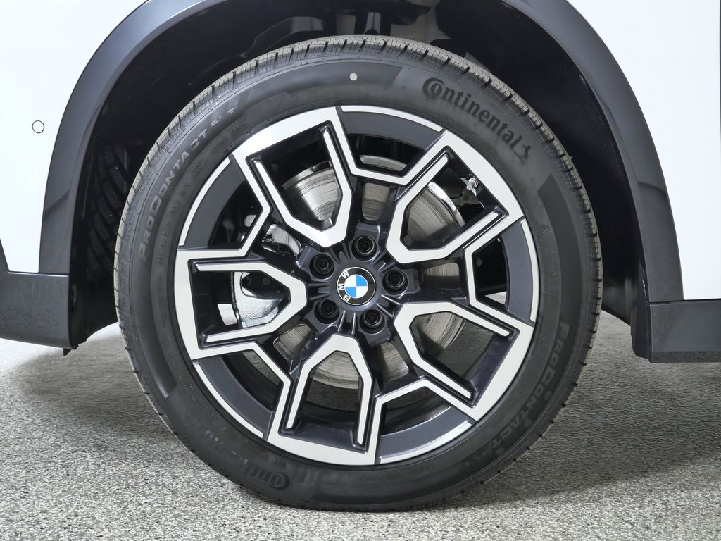 Thumbnail: 2026 BMW X1 - 17