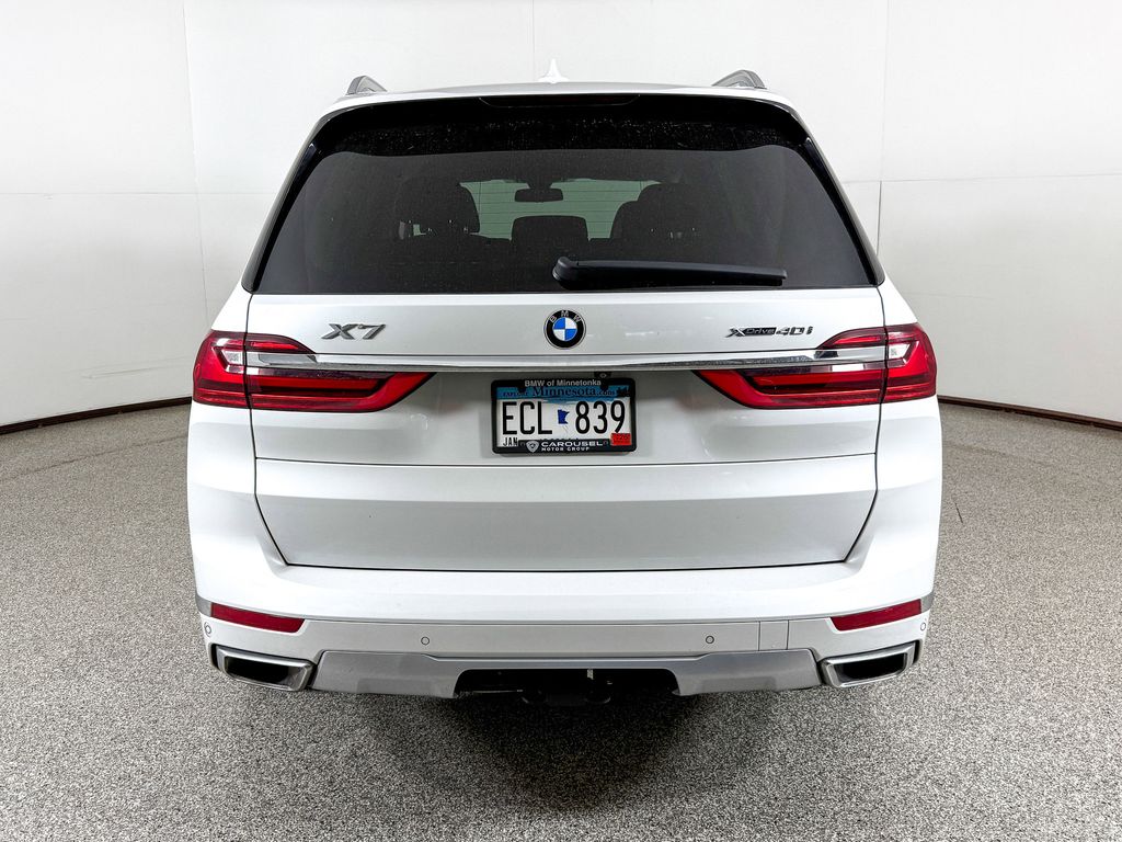 Thumbnail: 2020 BMW X7 - 7