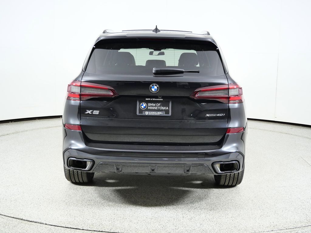 Thumbnail: 2023 BMW X5 - 12
