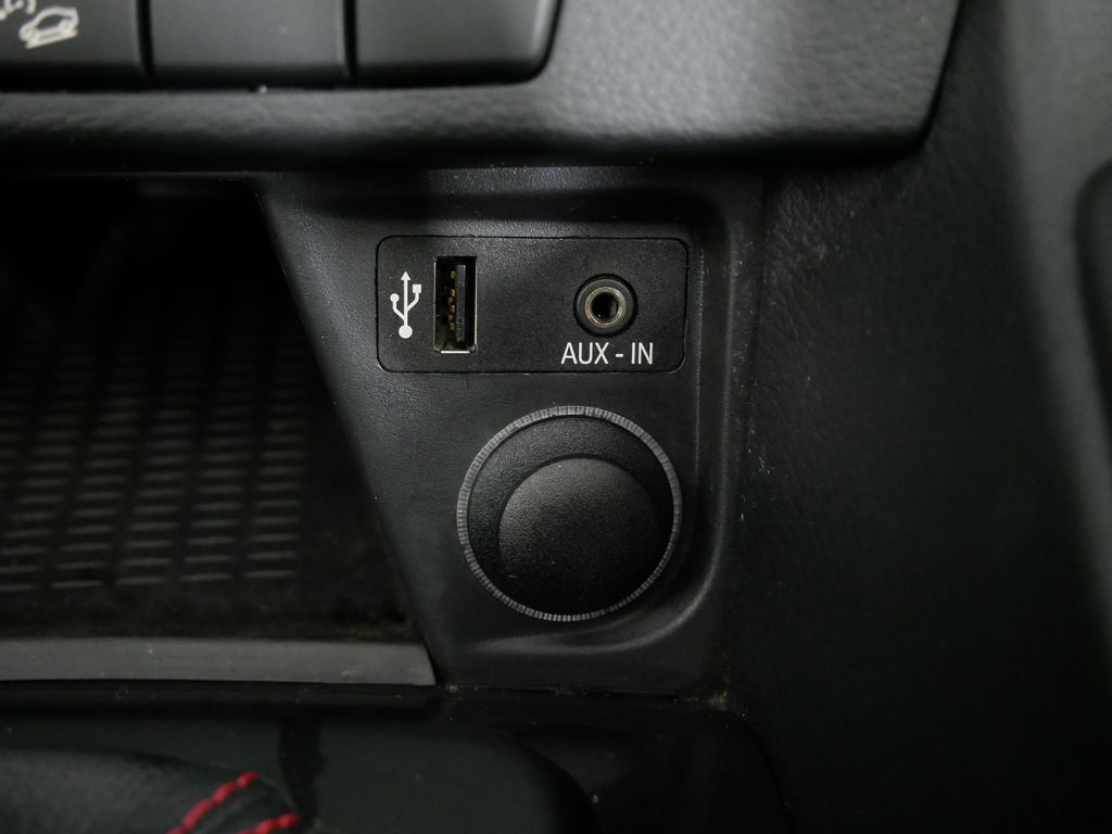 Thumbnail: 2014 BMW X1 - 44