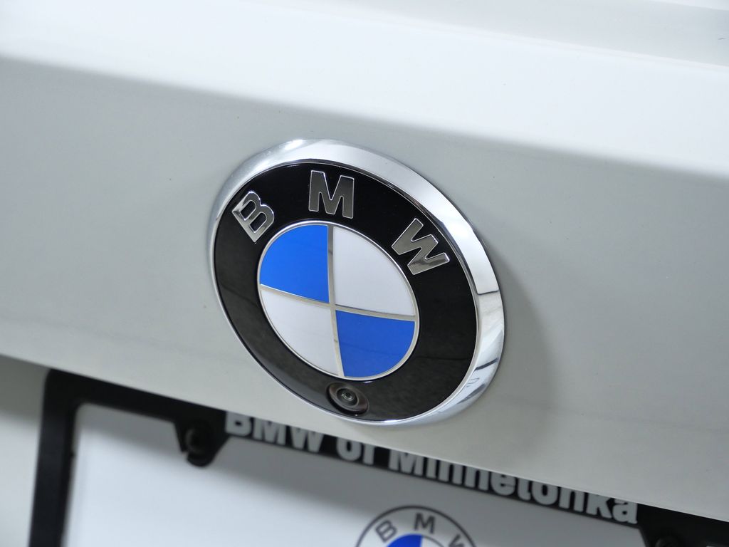 Thumbnail: 2025 BMW 4 Series - 14