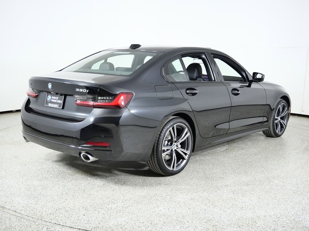 Thumbnail: 2023 BMW 3 Series - 11