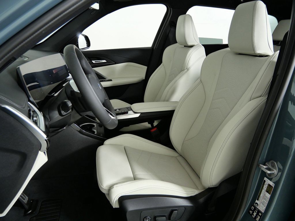 Thumbnail: 2026 BMW X1 - 33