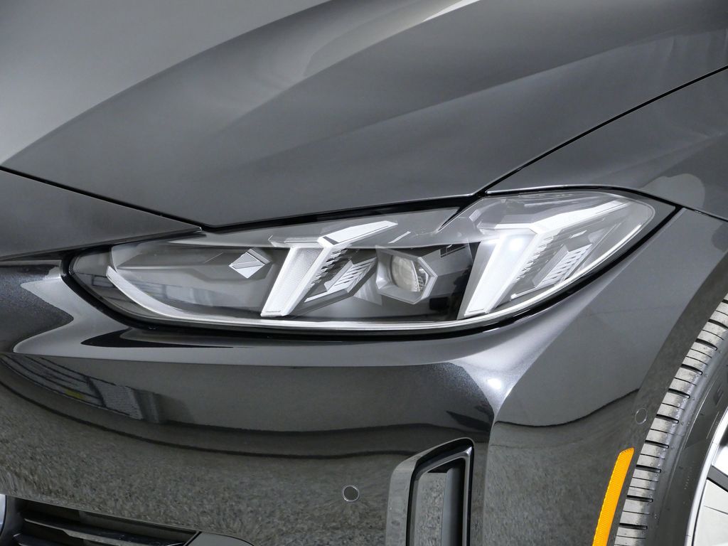 Thumbnail: 2026 BMW i4 - 3