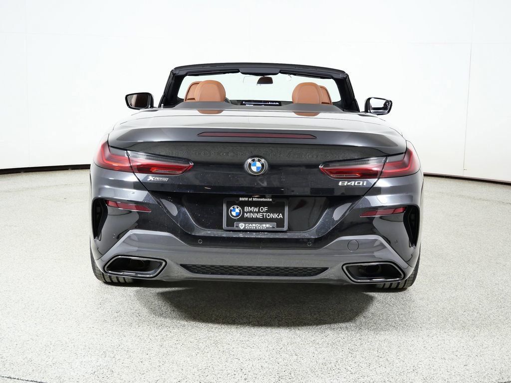 Thumbnail: 2026 BMW 8 Series - 12