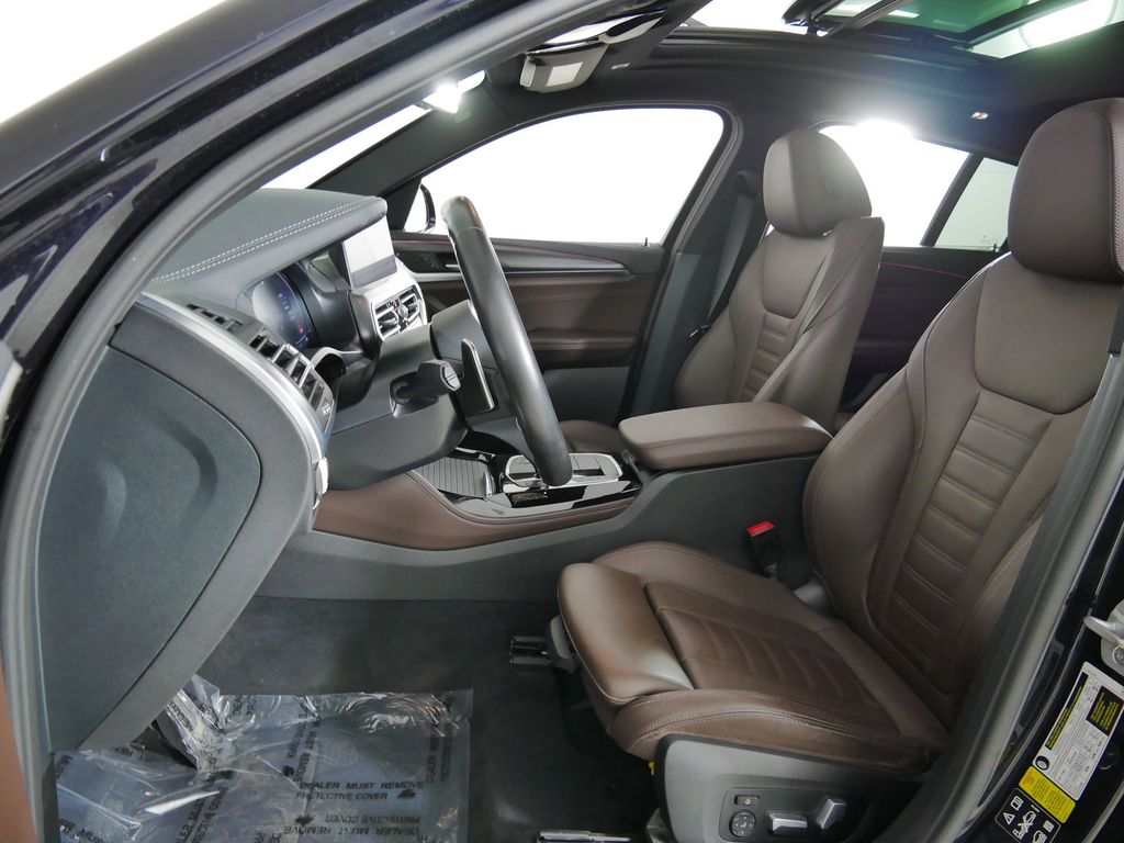 Thumbnail: 2023 BMW X4 - 39