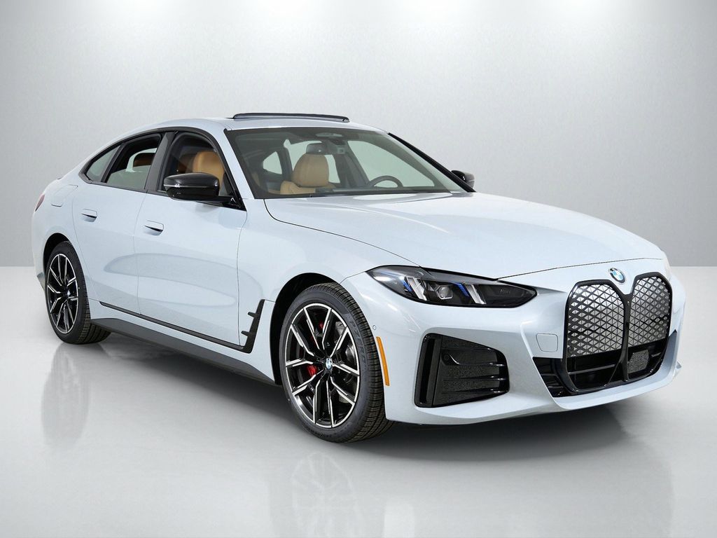 Thumbnail: 2026 BMW i4 - 7