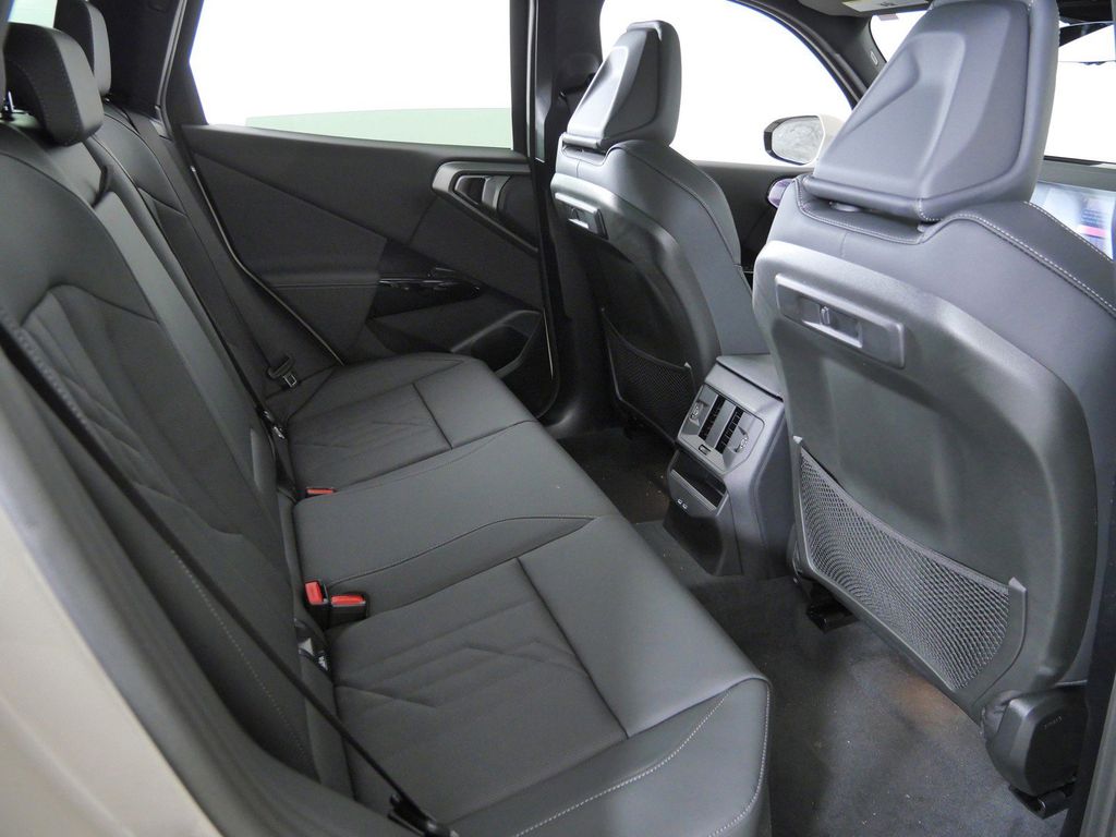 Thumbnail: 2026 BMW X3 - 25