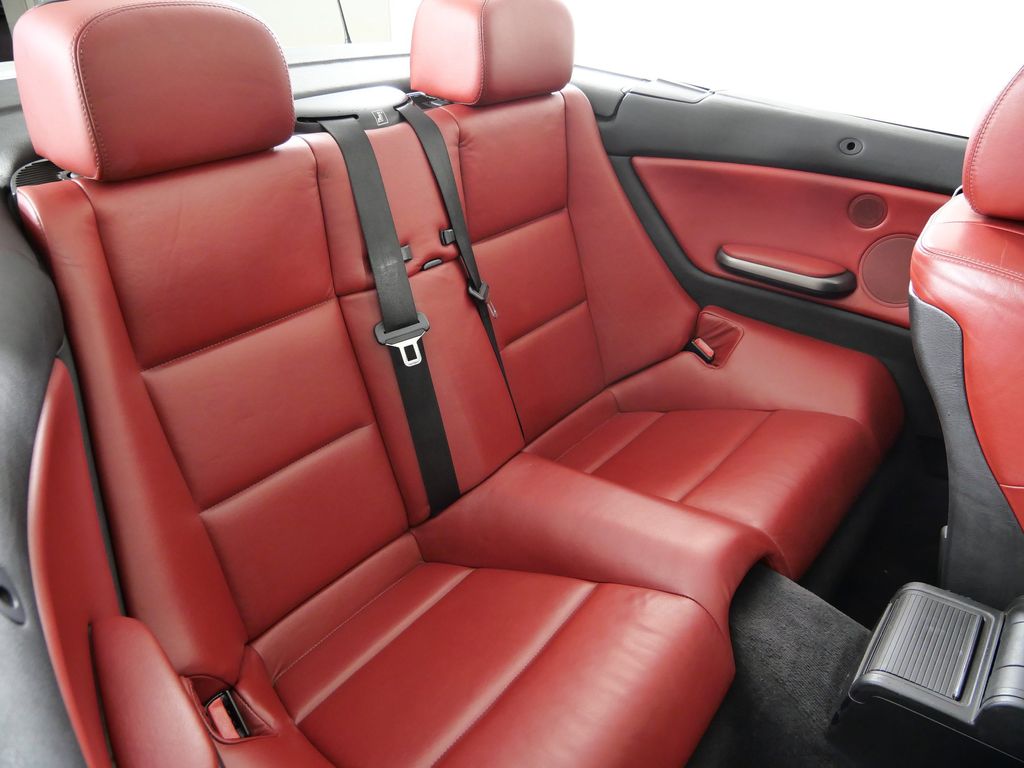 Thumbnail: 2004 BMW M3 - 25