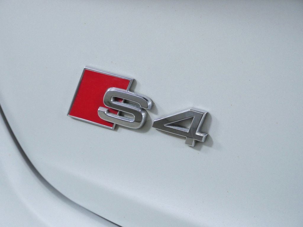 Thumbnail: 2015 Audi S4 - 13