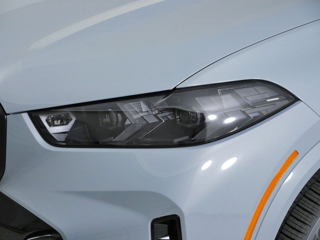 Thumbnail: 2026 BMW X5 - 3