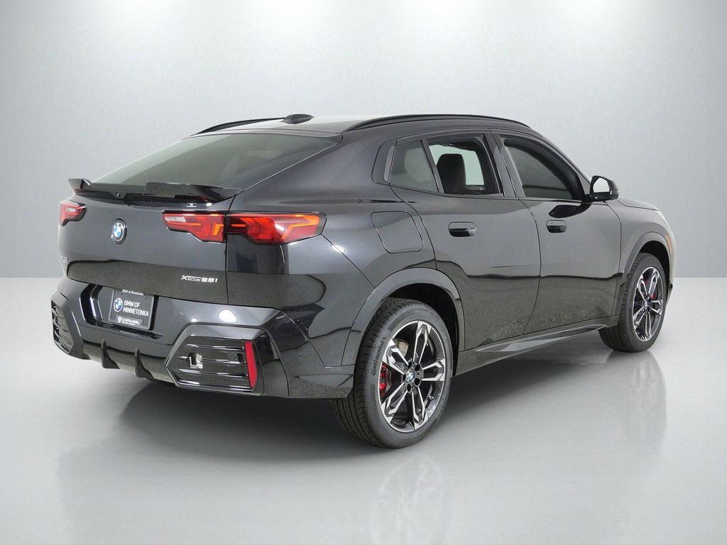 Thumbnail: 2026 BMW X2 - 9