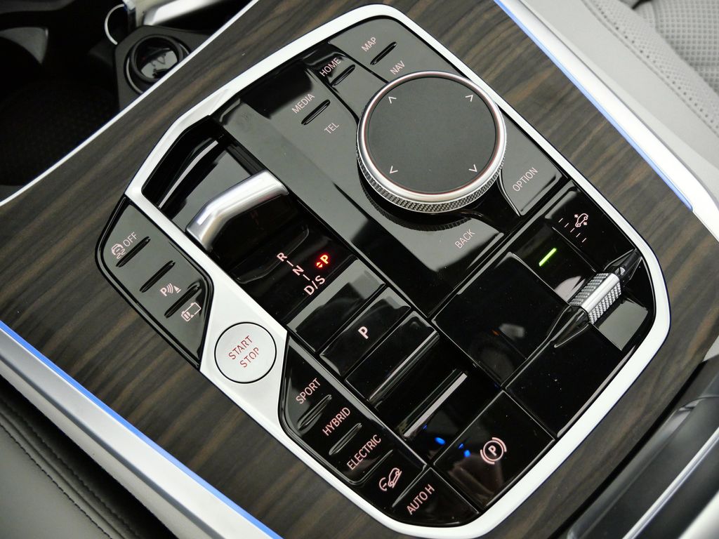 Thumbnail: 2026 BMW X5 - 48