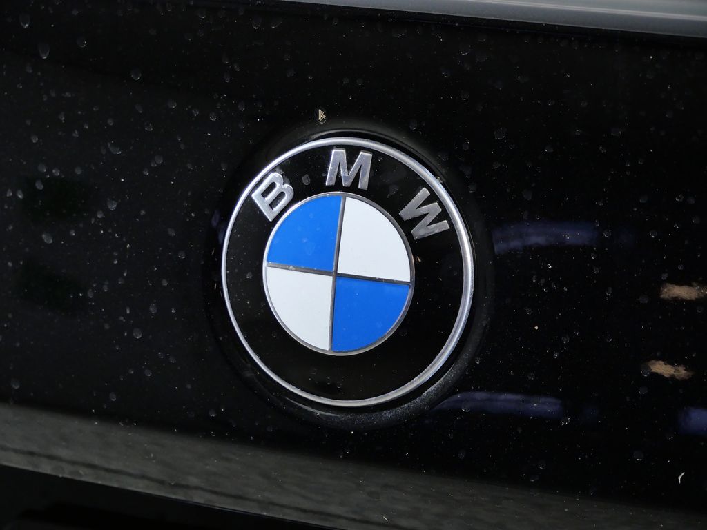 Thumbnail: 2026 BMW 5 Series - 11