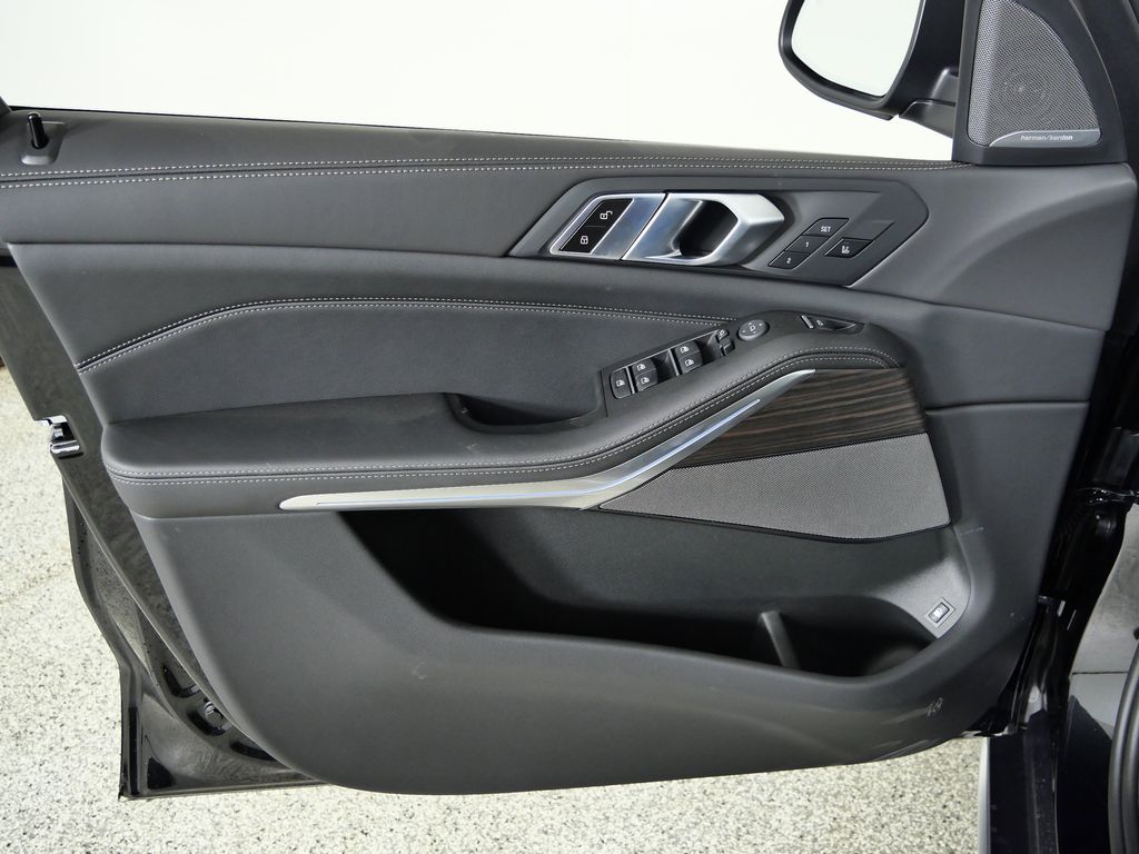 Thumbnail: 2026 BMW X5 - 34