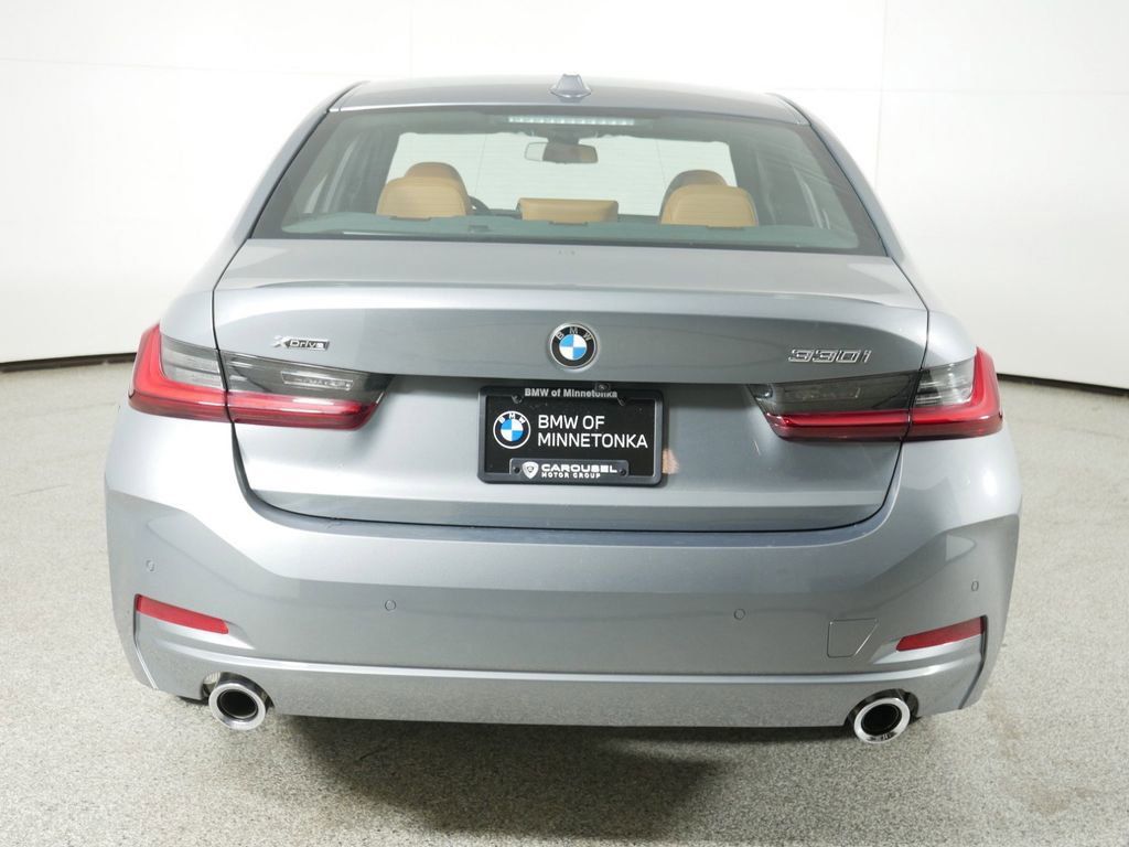 Thumbnail: 2025 BMW 3 Series - 11