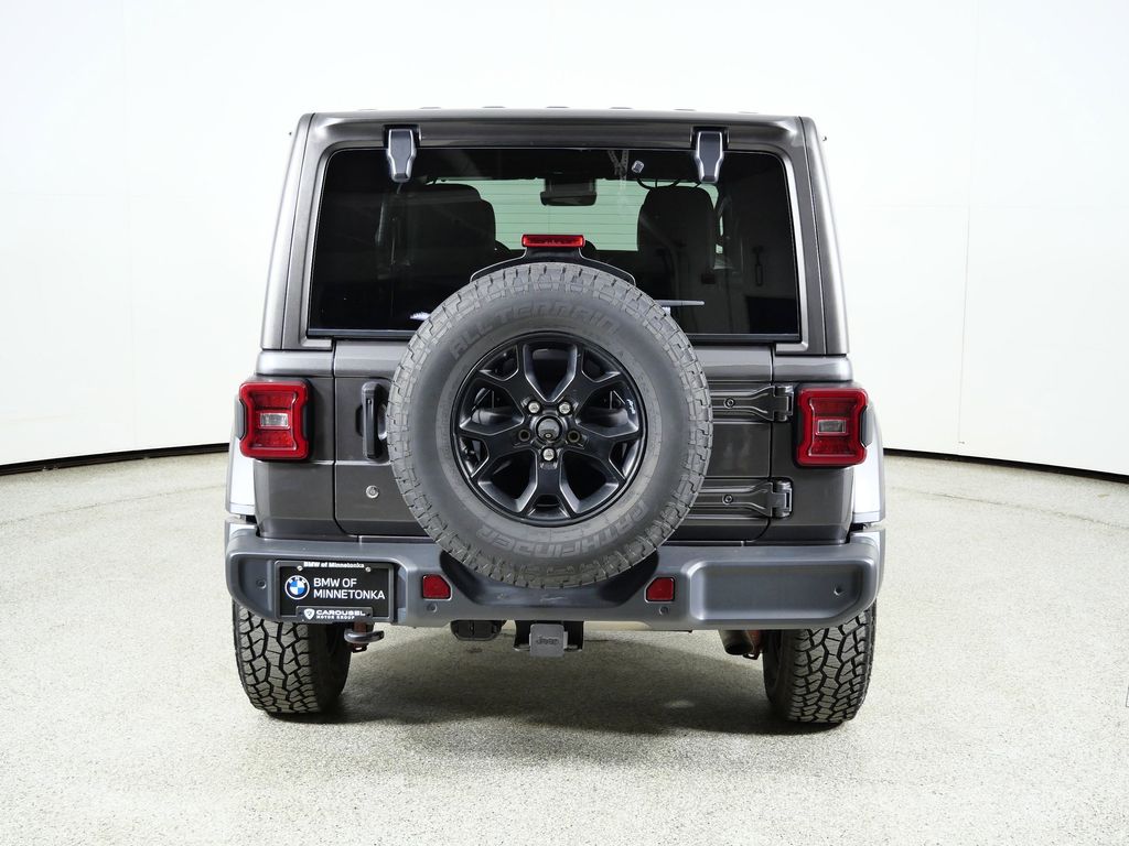 Thumbnail: 2019 Jeep Wrangler - 11