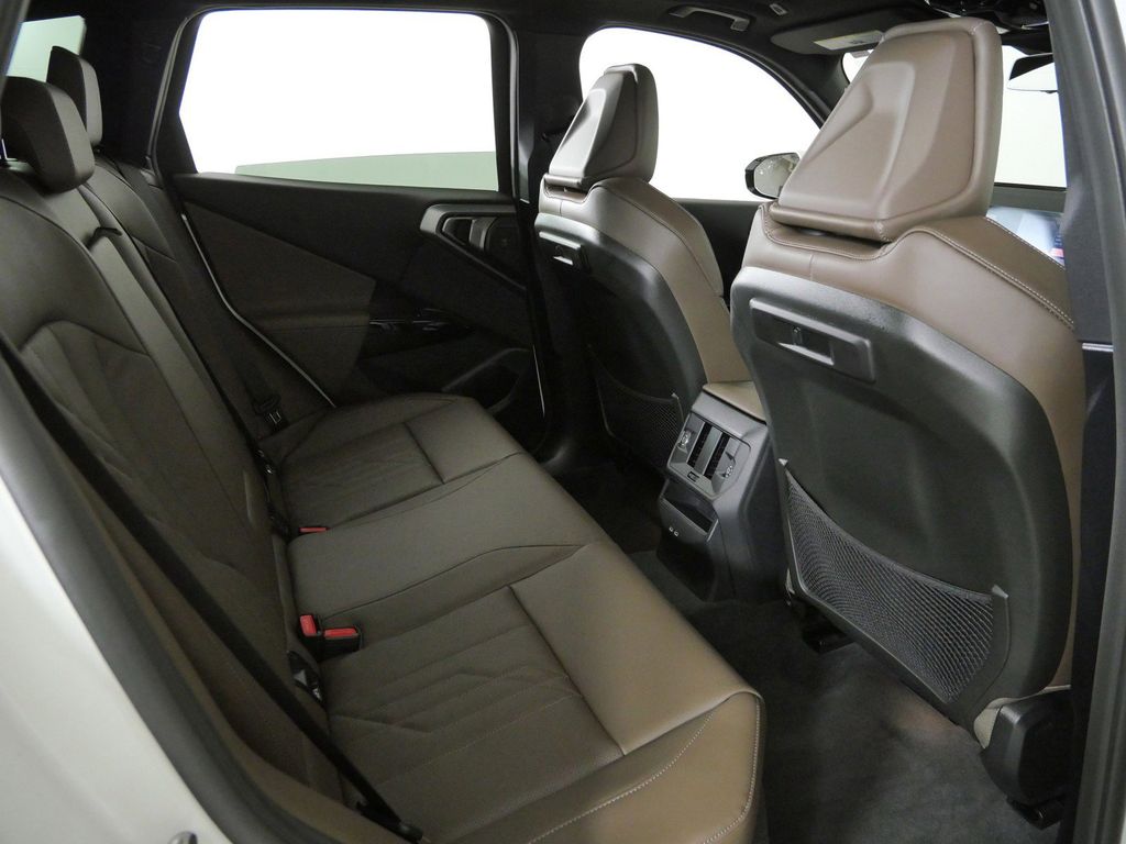 Thumbnail: 2026 BMW X3 - 25