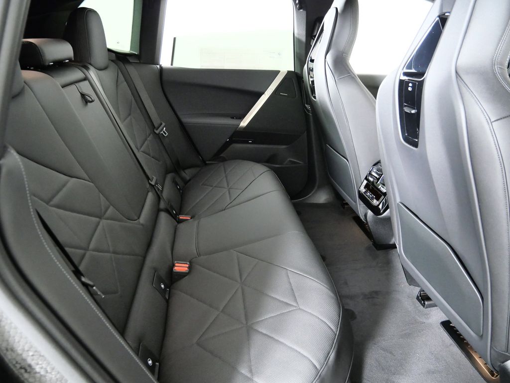 Thumbnail: 2026 BMW iX - 25