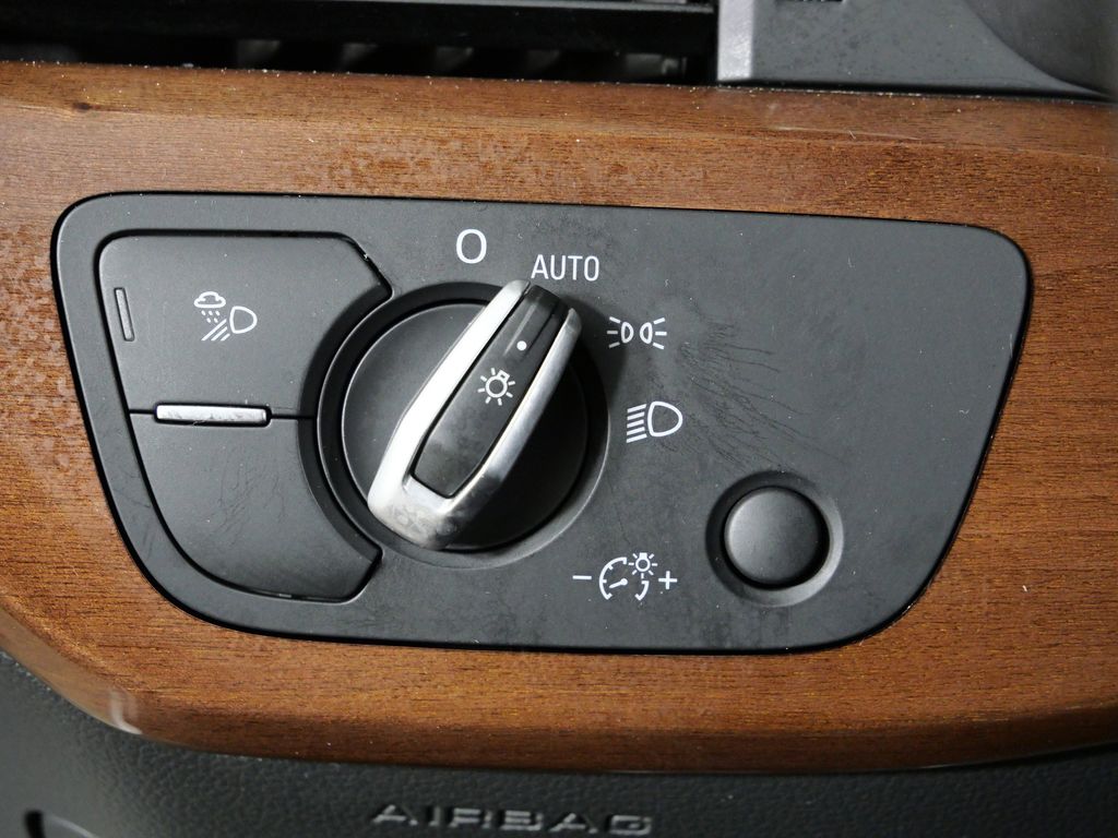 Thumbnail: 2021 Audi A4 - 40