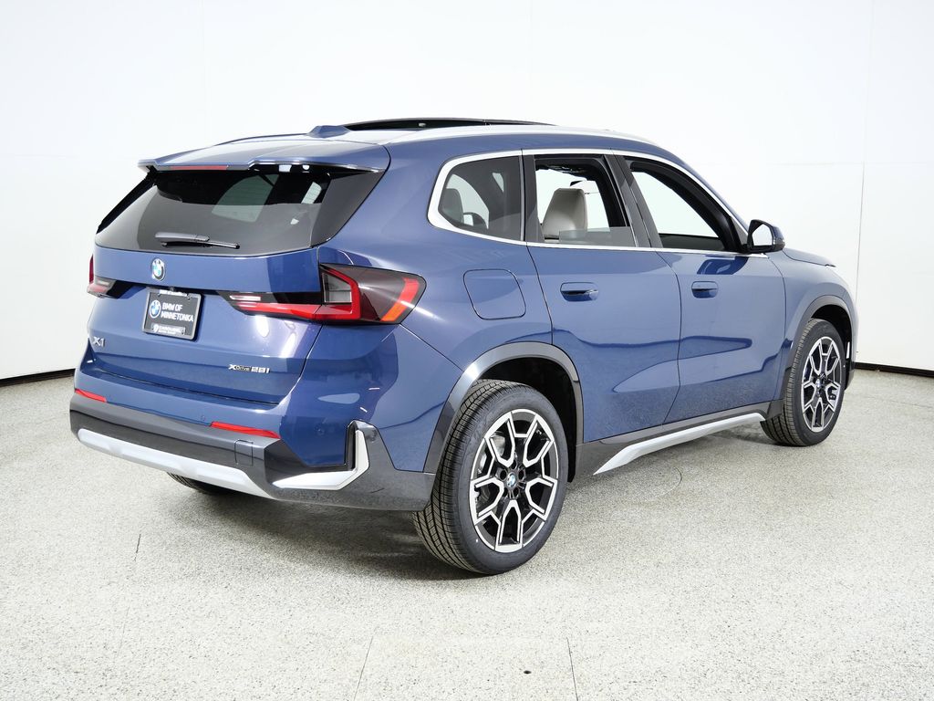 Thumbnail: 2026 BMW X1 - 9