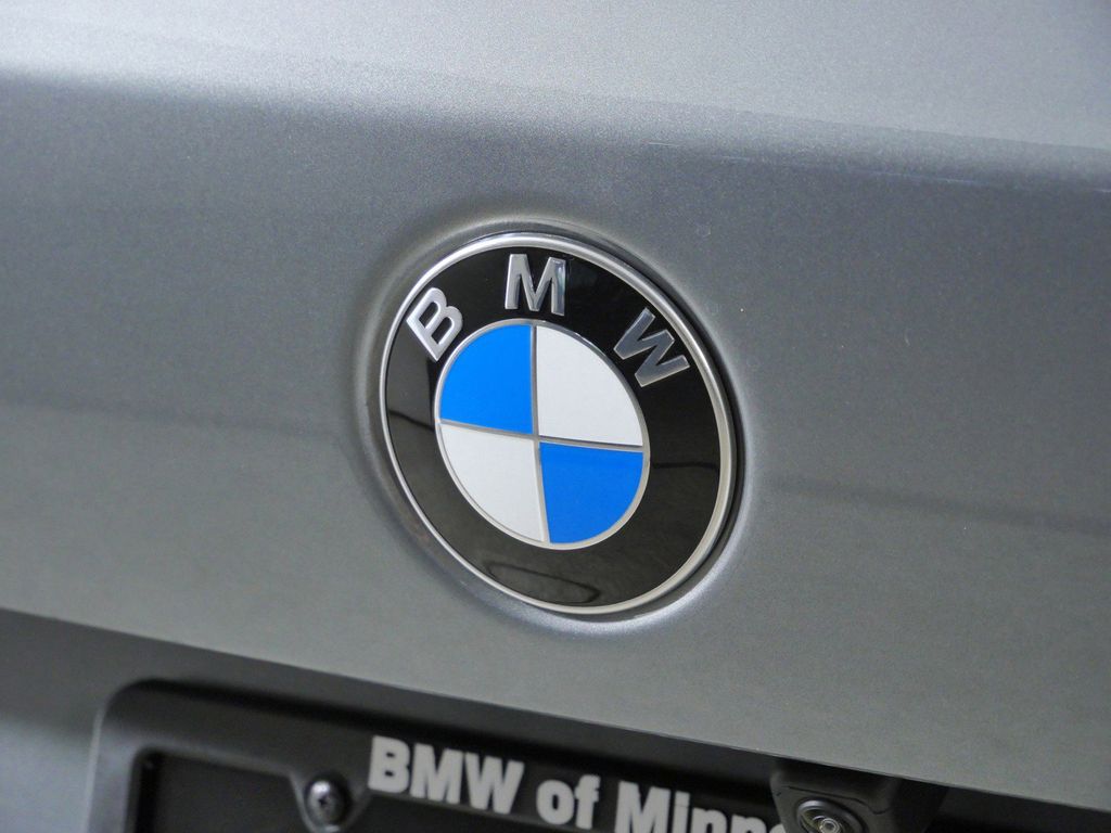 Thumbnail: 2026 BMW X5 - 11