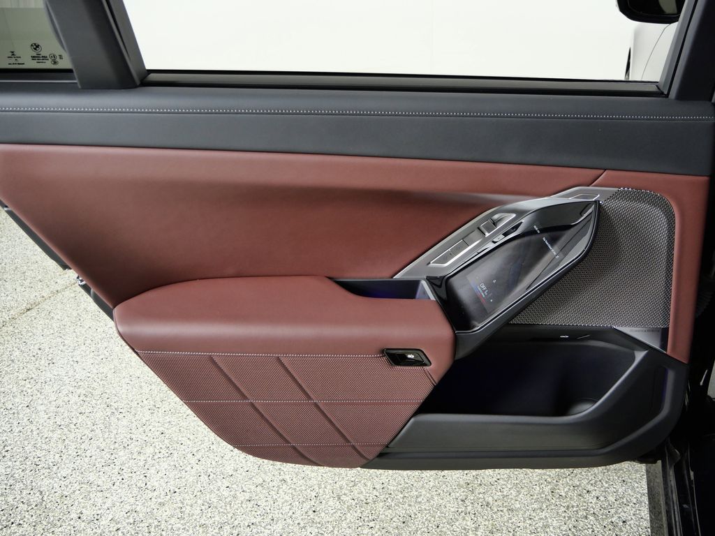 Thumbnail: 2023 BMW 7 Series - 35