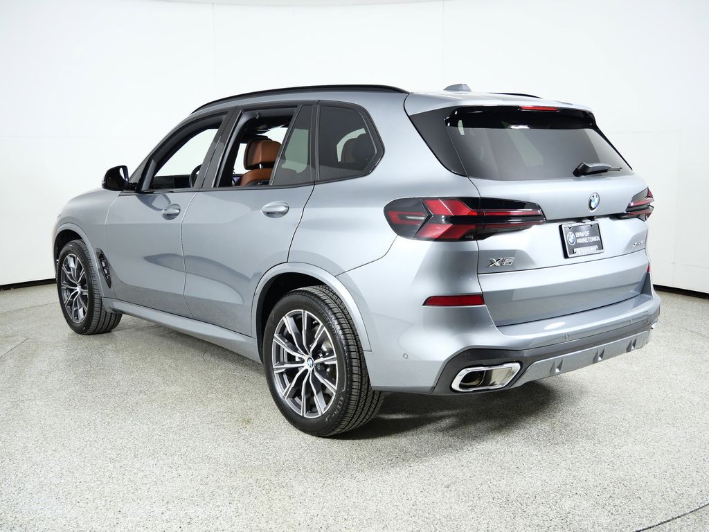 Thumbnail: 2025 BMW X5 - 17