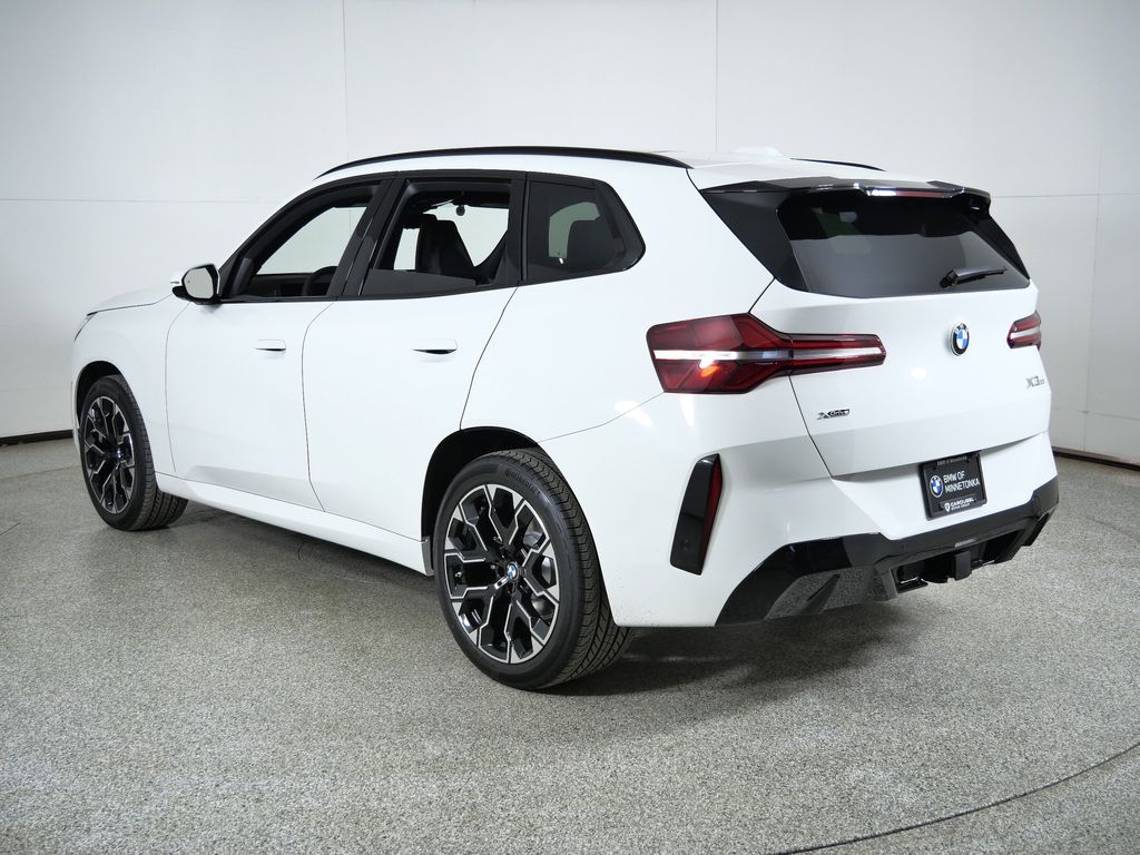 Thumbnail: 2026 BMW X3 - 14