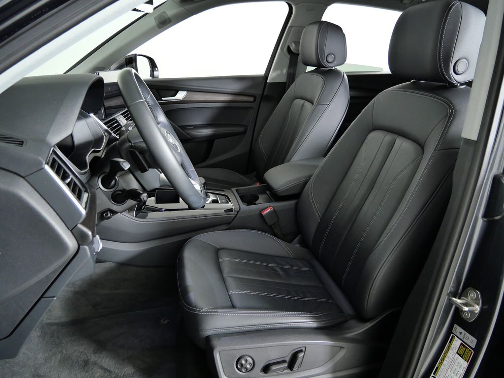 Thumbnail: 2023 Audi Q5 - 35