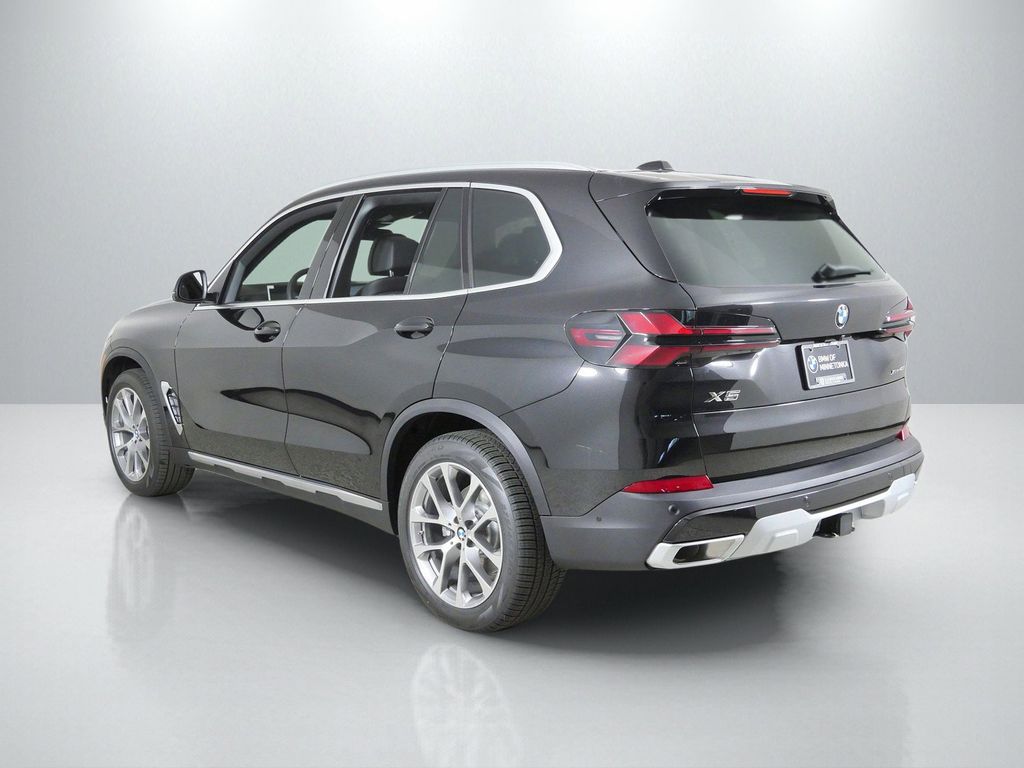 Thumbnail: 2026 BMW X5 - 14