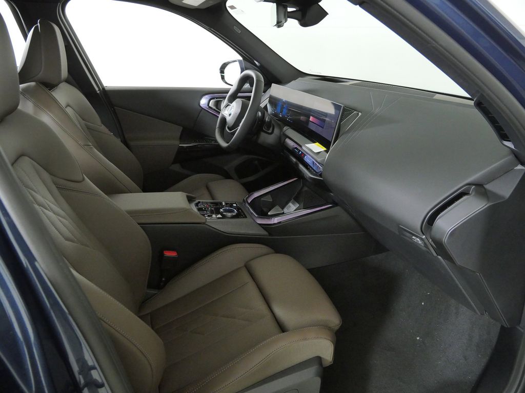 Thumbnail: 2026 BMW X3 - 21