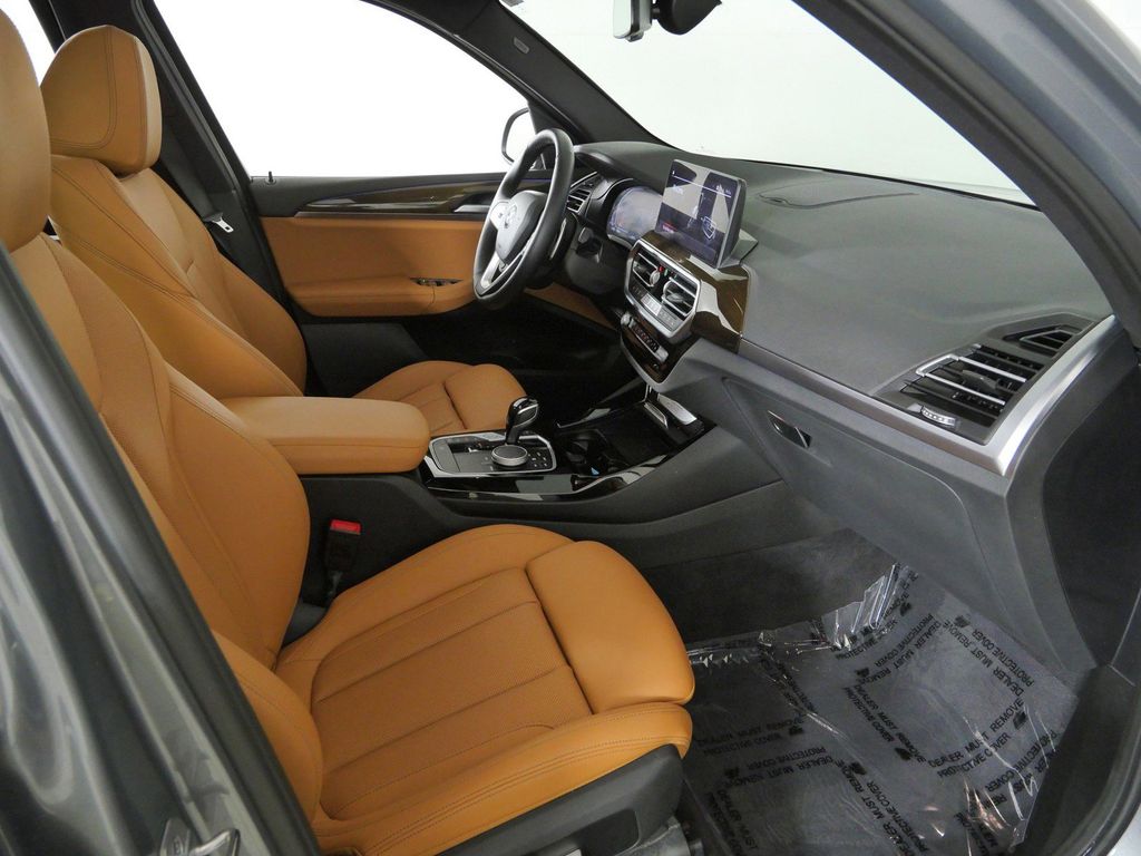 Thumbnail: 2023 BMW X3 - 20