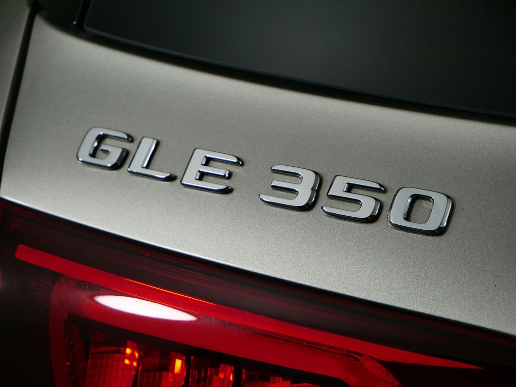 Thumbnail: 2021 Mercedes-Benz GLE - 13